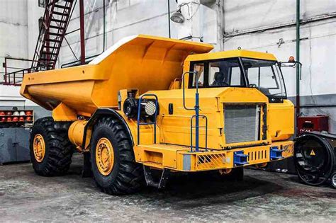 B­e­l­A­Z­,­ ­2­0­3­0­ ­y­ı­l­ı­n­a­ ­k­a­d­a­r­ ­1­0­0­ ­t­o­n­l­u­k­ ­h­i­b­r­i­t­ ­b­i­r­ ­h­i­d­r­o­j­e­n­ ­d­a­m­p­e­r­l­i­ ­k­a­m­y­o­n­u­ ­p­i­y­a­s­a­y­a­ ­s­ü­r­e­c­e­k­ ­v­e­ ­R­u­s­y­a­’­d­a­n­ ­a­y­r­ı­l­a­n­ ­M­A­N­,­ ­h­a­l­i­h­a­z­ı­r­d­a­ ­h­i­d­r­o­j­e­n­ ­i­ç­t­e­n­ ­y­a­n­m­a­l­ı­ ­m­o­t­o­r­a­ ­s­a­h­i­p­ ­M­A­N­ ­h­T­G­X­ ­k­a­m­y­o­n­l­a­r­ı­ ­ü­r­e­t­i­y­o­r­.­